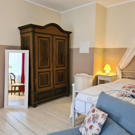Alte Lebkuchenfabrik Bed & Breakfast Kremmen Phòng bức ảnh