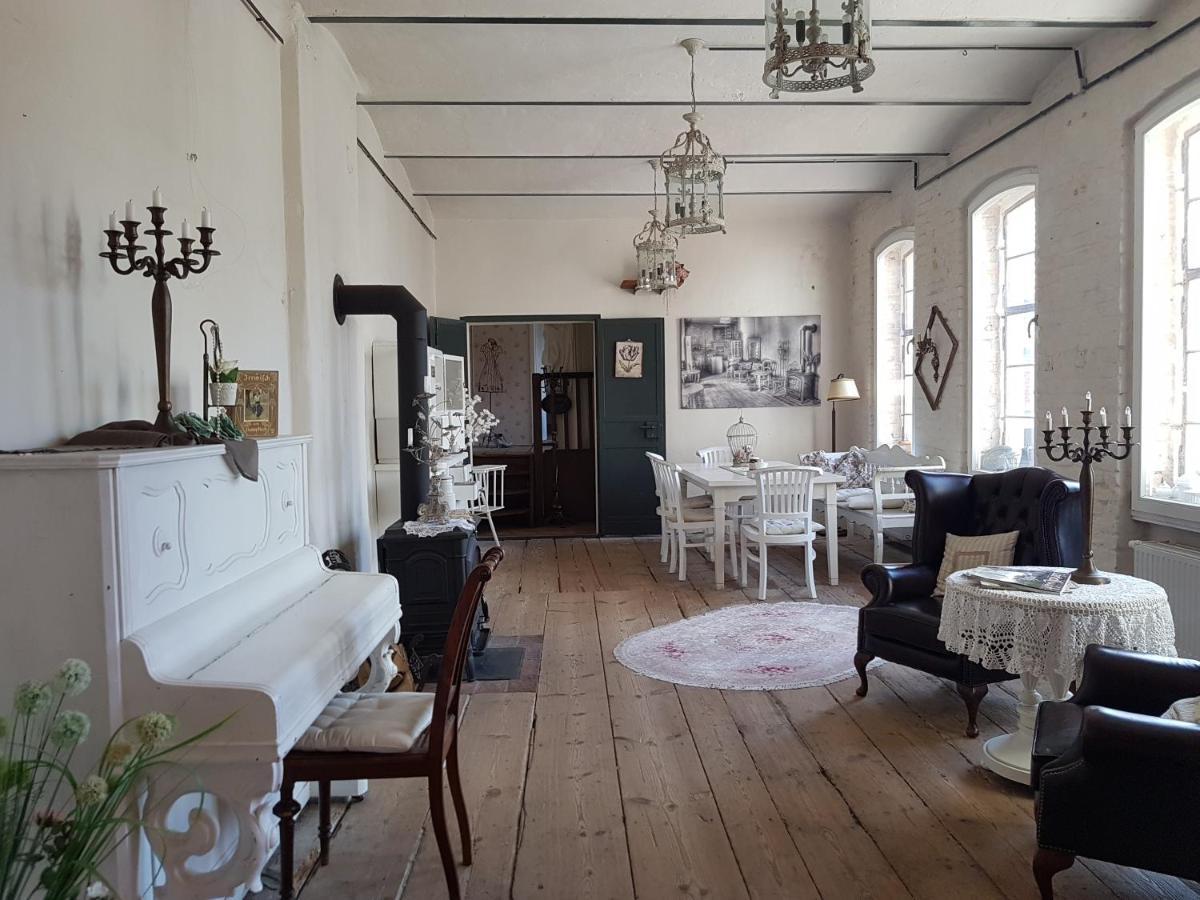Alte Lebkuchenfabrik Bed & Breakfast Kremmen Ngoại thất bức ảnh