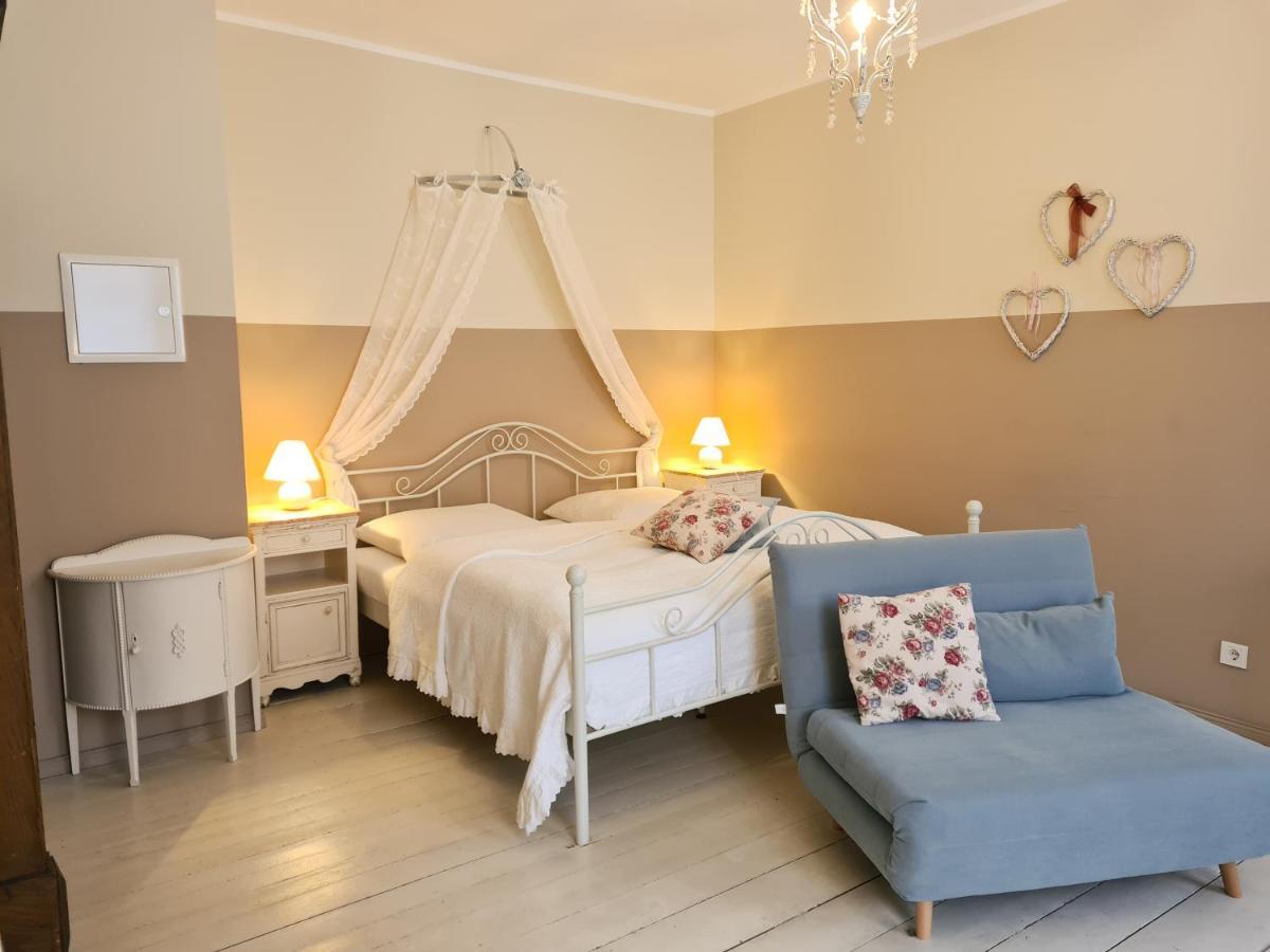 Alte Lebkuchenfabrik Bed & Breakfast Kremmen Ngoại thất bức ảnh